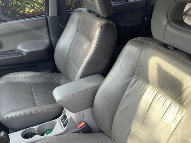 Сірий Міцубісі Паджеро Спорт, об'ємом двигуна 3 л та пробігом 268 тис. км за 7000 $, фото 3 на Automoto.ua