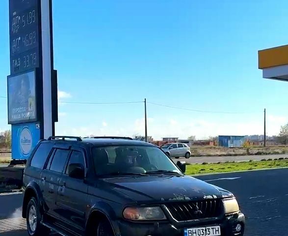 Сірий Міцубісі Паджеро Спорт, об'ємом двигуна 3 л та пробігом 240 тис. км за 8000 $, фото 1 на Automoto.ua