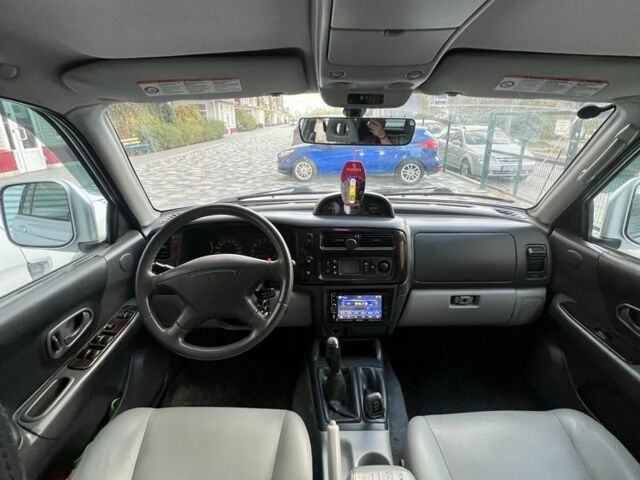 Серый Мицубиси Паджеро Спорт, объемом двигателя 3 л и пробегом 283 тыс. км за 6700 $, фото 7 на Automoto.ua