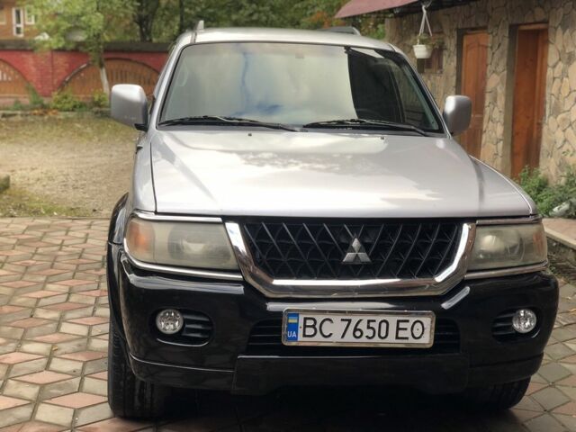 Серый Мицубиси Паджеро Спорт, объемом двигателя 3 л и пробегом 350 тыс. км за 7700 $, фото 1 на Automoto.ua