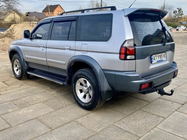 Сірий Міцубісі Паджеро Спорт, об'ємом двигуна 2.5 л та пробігом 305 тис. км за 6400 $, фото 5 на Automoto.ua