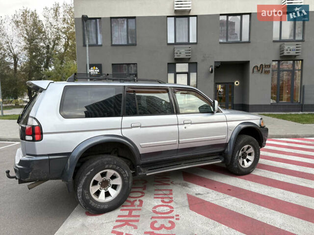 Мицубиси Паджеро Спорт 2005 в Киеве на Automoto.ua Серый Мицубиси Паджеро Спорт, объемом двигателя 3 л и пробегом 330 тыс. км за 5850 $, фото 6 на Automoto.ua