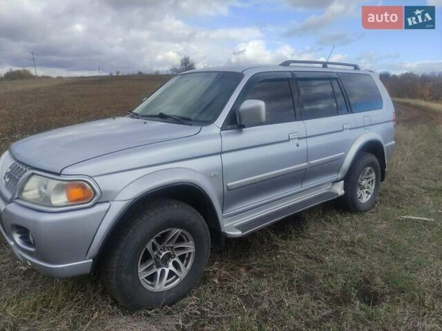 Міцубісі Паджеро Спорт 2005 у Чутове на Automoto.ua Сірий Міцубісі Паджеро Спорт, об'ємом двигуна 3 л та пробігом 299 тис. км за 9000 $, фото 3 на Automoto.ua