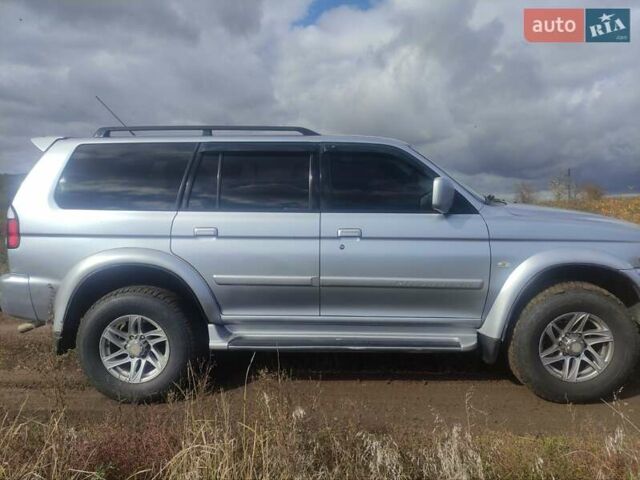 Міцубісі Паджеро Спорт 2005 у Чутове на Automoto.ua Сірий Міцубісі Паджеро Спорт, об'ємом двигуна 3 л та пробігом 299 тис. км за 9000 $, фото 19 на Automoto.ua