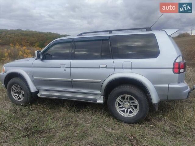 Міцубісі Паджеро Спорт 2005 у Чутове на Automoto.ua Сірий Міцубісі Паджеро Спорт, об'ємом двигуна 3 л та пробігом 299 тис. км за 9000 $, фото 10 на Automoto.ua