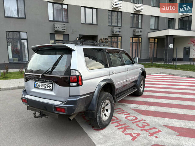 Мицубиси Паджеро Спорт 2005 в Киеве на Automoto.ua Серый Мицубиси Паджеро Спорт, объемом двигателя 3 л и пробегом 330 тыс. км за 5850 $, фото 3 на Automoto.ua