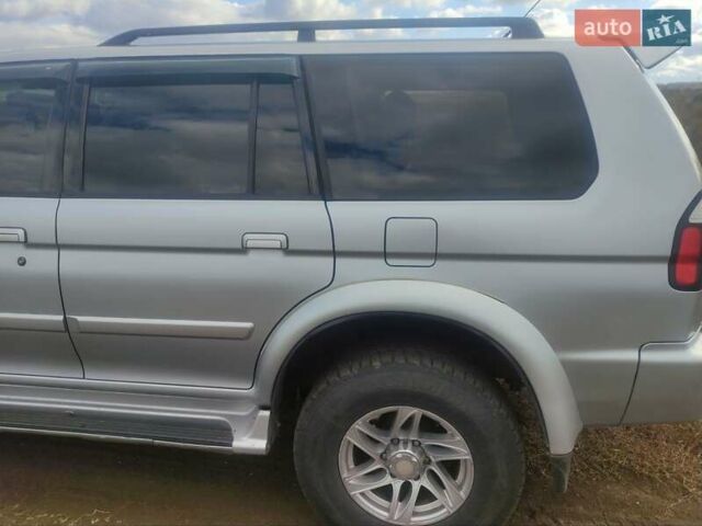 Міцубісі Паджеро Спорт 2005 у Чутове на Automoto.ua Сірий Міцубісі Паджеро Спорт, об'ємом двигуна 3 л та пробігом 299 тис. км за 9000 $, фото 4 на Automoto.ua