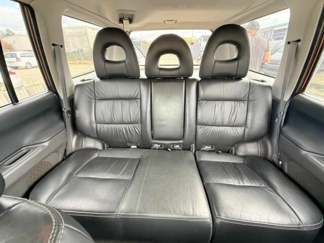 Сірий Міцубісі Паджеро Спорт, об'ємом двигуна 2.5 л та пробігом 276 тис. км за 2900 $, фото 5 на Automoto.ua