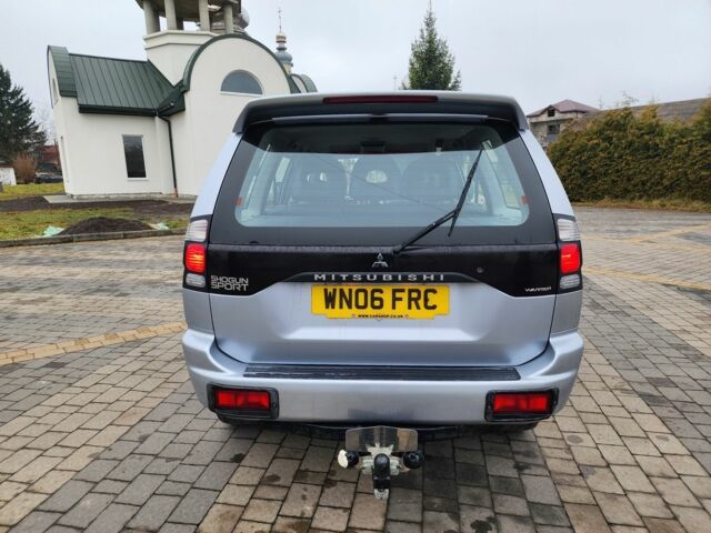 Серый Мицубиси Паджеро Спорт, объемом двигателя 2.5 л и пробегом 68 тыс. км за 6395 $, фото 10 на Automoto.ua