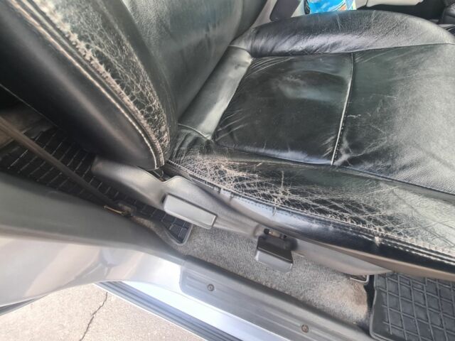 Серый Мицубиси Паджеро Спорт, объемом двигателя 3 л и пробегом 375 тыс. км за 8000 $, фото 13 на Automoto.ua