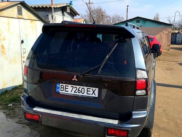 Сірий Міцубісі Паджеро Спорт, об'ємом двигуна 3 л та пробігом 277 тис. км за 9200 $, фото 3 на Automoto.ua