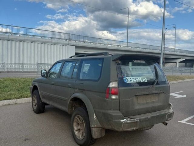 Серый Мицубиси Паджеро Спорт, объемом двигателя 0 л и пробегом 158 тыс. км за 3700 $, фото 3 на Automoto.ua