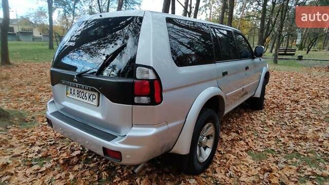 Серый Мицубиси Паджеро Спорт, объемом двигателя 0 л и пробегом 207 тыс. км за 8000 $, фото 7 на Automoto.ua