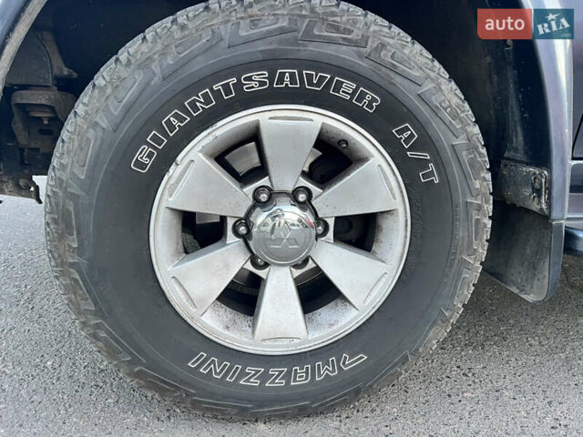 Серый Мицубиси Паджеро Спорт, объемом двигателя 2.97 л и пробегом 322 тыс. км за 8799 $, фото 26 на Automoto.ua