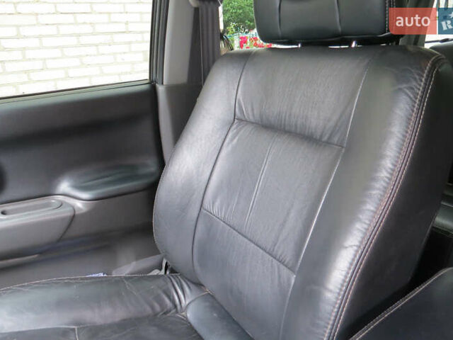 Сірий Міцубісі Паджеро Спорт, об'ємом двигуна 2.97 л та пробігом 220 тис. км за 10500 $, фото 15 на Automoto.ua