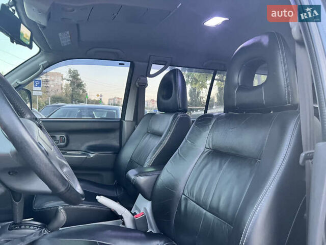 Серый Мицубиси Паджеро Спорт, объемом двигателя 2.97 л и пробегом 322 тыс. км за 8799 $, фото 6 на Automoto.ua