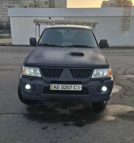 Сірий Міцубісі Паджеро Спорт, об'ємом двигуна 2.5 л та пробігом 223 тис. км за 9300 $, фото 1 на Automoto.ua