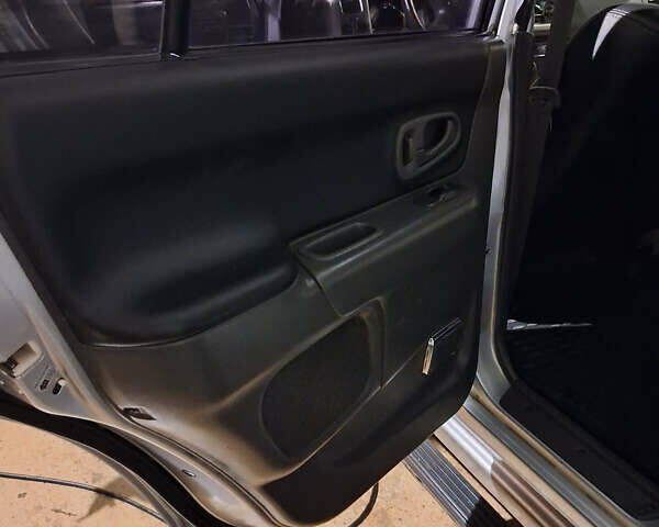 Сірий Міцубісі Паджеро Спорт, об'ємом двигуна 2.5 л та пробігом 260 тис. км за 10500 $, фото 4 на Automoto.ua