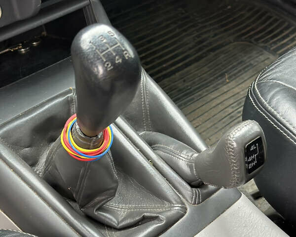 Серый Мицубиси Паджеро Спорт, объемом двигателя 3 л и пробегом 235 тыс. км за 8400 $, фото 12 на Automoto.ua