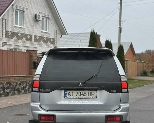 Серый Мицубиси Паджеро Спорт, объемом двигателя 3 л и пробегом 235 тыс. км за 8400 $, фото 8 на Automoto.ua