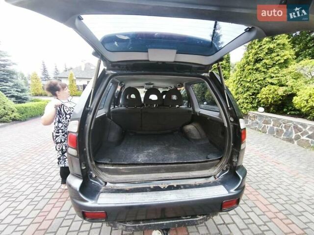 Сірий Міцубісі Паджеро Спорт, об'ємом двигуна 3 л та пробігом 375 тис. км за 8000 $, фото 12 на Automoto.ua