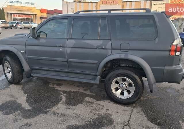 Сірий Міцубісі Паджеро Спорт, об'ємом двигуна 2.5 л та пробігом 223 тис. км за 9300 $, фото 4 на Automoto.ua
