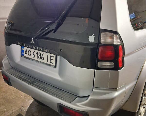 Сірий Міцубісі Паджеро Спорт, об'ємом двигуна 2.5 л та пробігом 260 тис. км за 10500 $, фото 12 на Automoto.ua