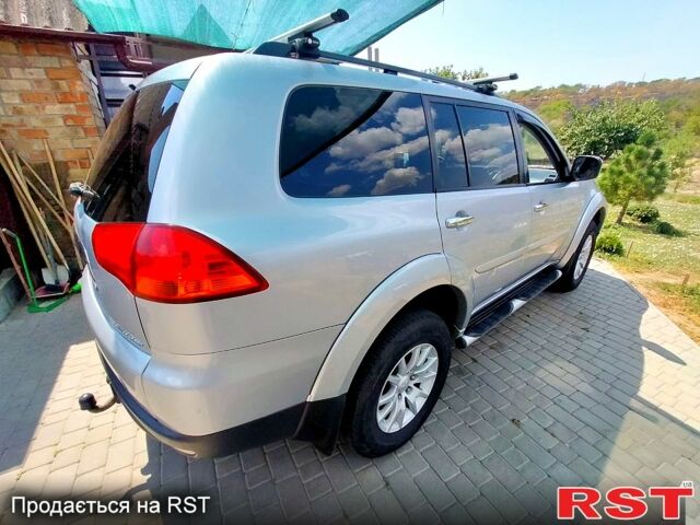 Міцубісі Паджеро Спорт 2010 у Никополе на Automoto.ua Сірий Міцубісі Паджеро Спорт, об'ємом двигуна 2.5 л та пробігом 107 тис. км за 11500 $, фото 3 на Automoto.ua