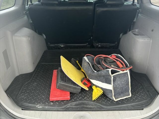 Сірий Міцубісі Паджеро Спорт, об'ємом двигуна 2.5 л та пробігом 170 тис. км за 13500 $, фото 8 на Automoto.ua