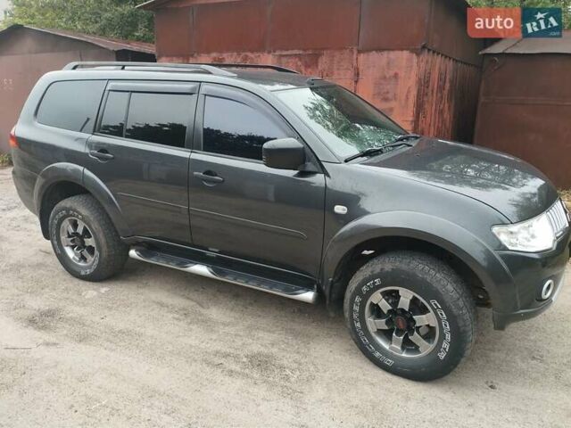 Серый Мицубиси Паджеро Спорт, объемом двигателя 2.48 л и пробегом 255 тыс. км за 14900 $, фото 7 на Automoto.ua