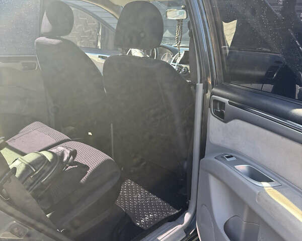 Сірий Міцубісі Паджеро Спорт, об'ємом двигуна 2.48 л та пробігом 225 тис. км за 13200 $, фото 15 на Automoto.ua