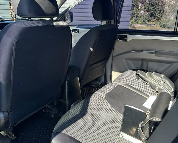 Сірий Міцубісі Паджеро Спорт, об'ємом двигуна 2.48 л та пробігом 225 тис. км за 13200 $, фото 16 на Automoto.ua