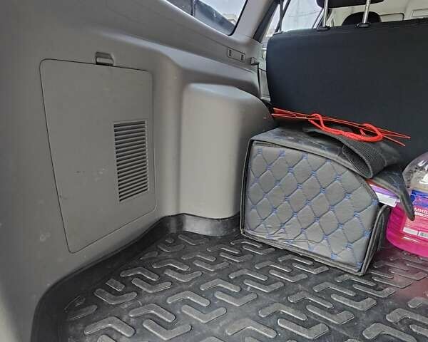 Сірий Міцубісі Паджеро Спорт, об'ємом двигуна 2.48 л та пробігом 85 тис. км за 16000 $, фото 27 на Automoto.ua