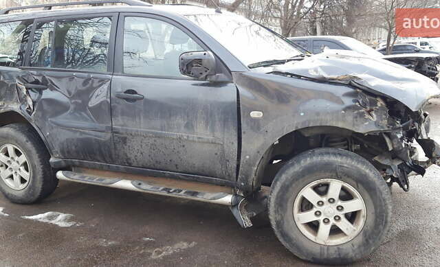 Сірий Міцубісі Паджеро Спорт, об'ємом двигуна 2.5 л та пробігом 38 тис. км за 8500 $, фото 3 на Automoto.ua