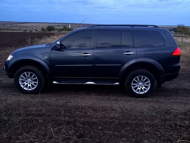 Серый Мицубиси Паджеро Спорт, объемом двигателя 2.5 л и пробегом 211 тыс. км за 12000 $, фото 11 на Automoto.ua