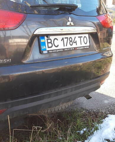 Сірий Міцубісі Паджеро Спорт, об'ємом двигуна 2.5 л та пробігом 38 тис. км за 8500 $, фото 5 на Automoto.ua