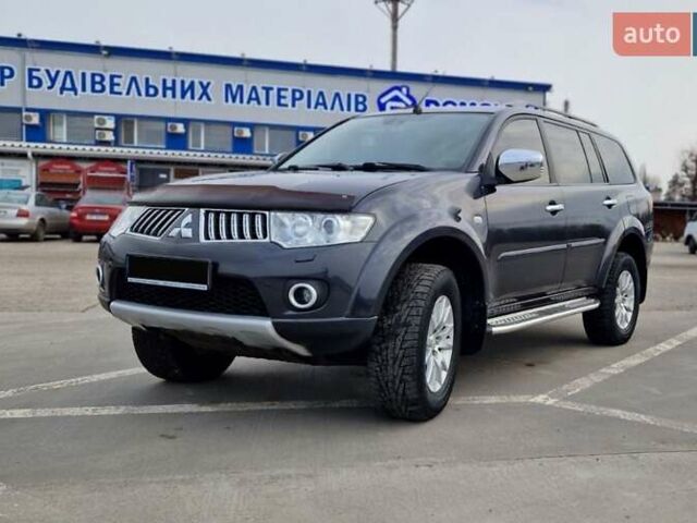 Серый Мицубиси Паджеро Спорт, объемом двигателя 2.5 л и пробегом 142 тыс. км за 15500 $, фото 5 на Automoto.ua
