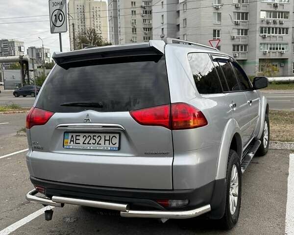 Міцубісі Паджеро Спорт 2012 у Криничках на Automoto.ua Сірий Міцубісі Паджеро Спорт, об'ємом двигуна 2.48 л та пробігом 177 тис. км за 19999 $, фото 5 на Automoto.ua