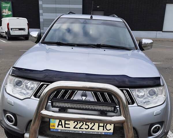 Міцубісі Паджеро Спорт 2012 у Криничках на Automoto.ua Сірий Міцубісі Паджеро Спорт, об'ємом двигуна 2.48 л та пробігом 177 тис. км за 19999 $, фото 8 на Automoto.ua