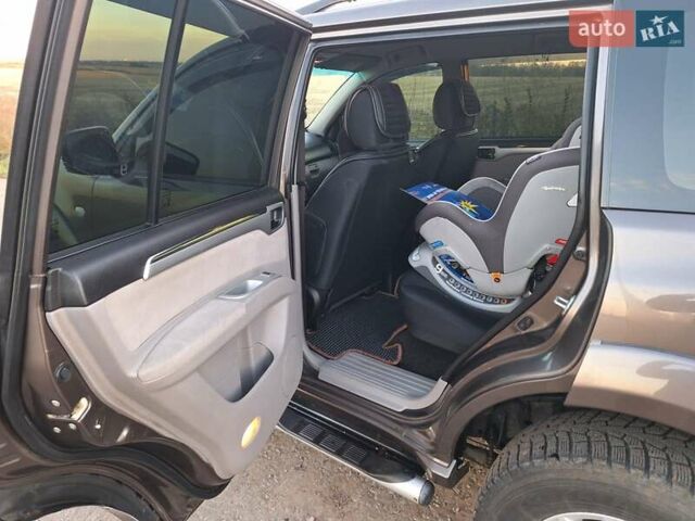 Серый Мицубиси Паджеро Спорт, объемом двигателя 2.48 л и пробегом 218 тыс. км за 16200 $, фото 5 на Automoto.ua