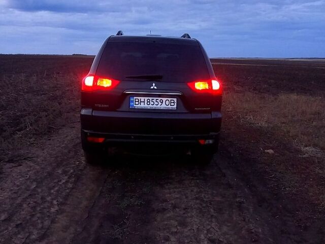 Серый Мицубиси Паджеро Спорт, объемом двигателя 2.5 л и пробегом 211 тыс. км за 12000 $, фото 10 на Automoto.ua
