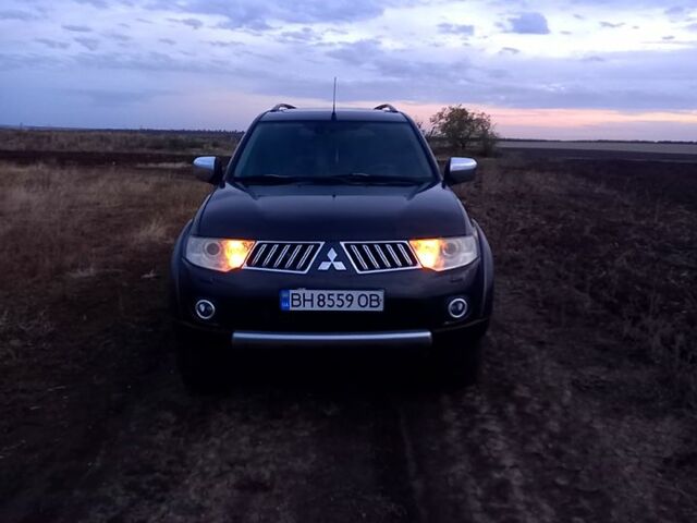 Серый Мицубиси Паджеро Спорт, объемом двигателя 2.5 л и пробегом 211 тыс. км за 12000 $, фото 7 на Automoto.ua