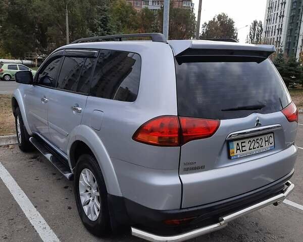 Міцубісі Паджеро Спорт 2012 у Криничках на Automoto.ua Сірий Міцубісі Паджеро Спорт, об'ємом двигуна 2.48 л та пробігом 177 тис. км за 19999 $, фото 9 на Automoto.ua