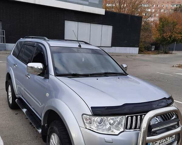Міцубісі Паджеро Спорт 2012 у Криничках на Automoto.ua Сірий Міцубісі Паджеро Спорт, об'ємом двигуна 2.48 л та пробігом 177 тис. км за 19999 $, фото 7 на Automoto.ua