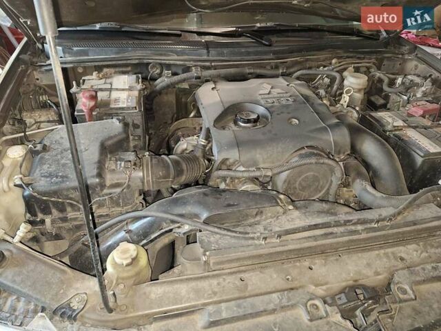 Серый Мицубиси Паджеро Спорт, объемом двигателя 2.48 л и пробегом 218 тыс. км за 16200 $, фото 21 на Automoto.ua