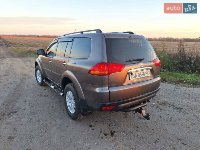 Серый Мицубиси Паджеро Спорт, объемом двигателя 2.48 л и пробегом 218 тыс. км за 16200 $, фото 18 на Automoto.ua