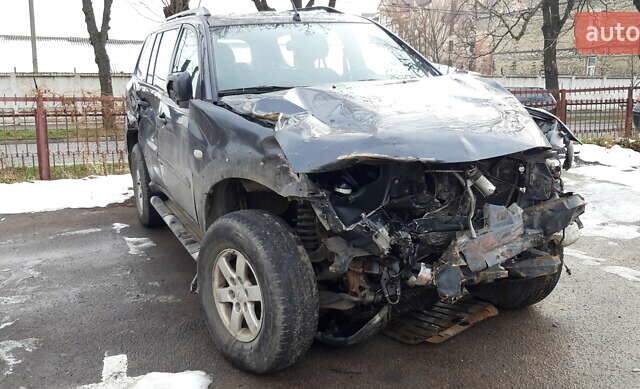 Сірий Міцубісі Паджеро Спорт, об'ємом двигуна 2.5 л та пробігом 38 тис. км за 8500 $, фото 2 на Automoto.ua