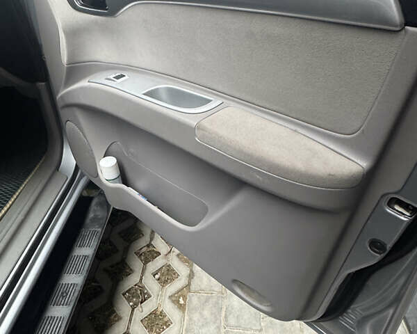 Серый Мицубиси Паджеро Спорт, объемом двигателя 2.48 л и пробегом 200 тыс. км за 15500 $, фото 4 на Automoto.ua