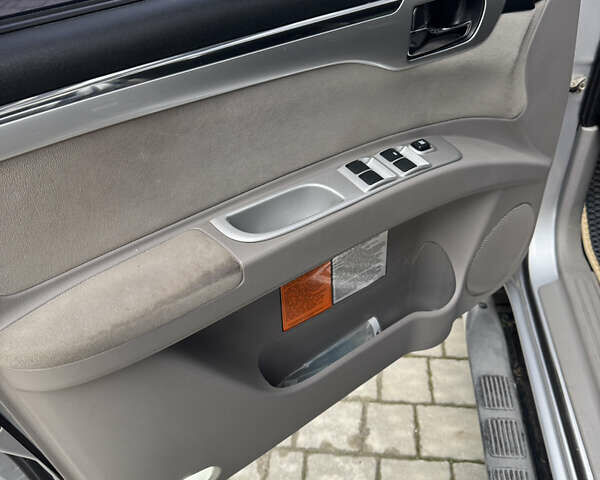 Серый Мицубиси Паджеро Спорт, объемом двигателя 2.48 л и пробегом 200 тыс. км за 15500 $, фото 21 на Automoto.ua