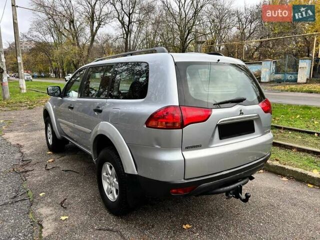 Серый Мицубиси Паджеро Спорт, объемом двигателя 0 л и пробегом 121 тыс. км за 11500 $, фото 20 на Automoto.ua